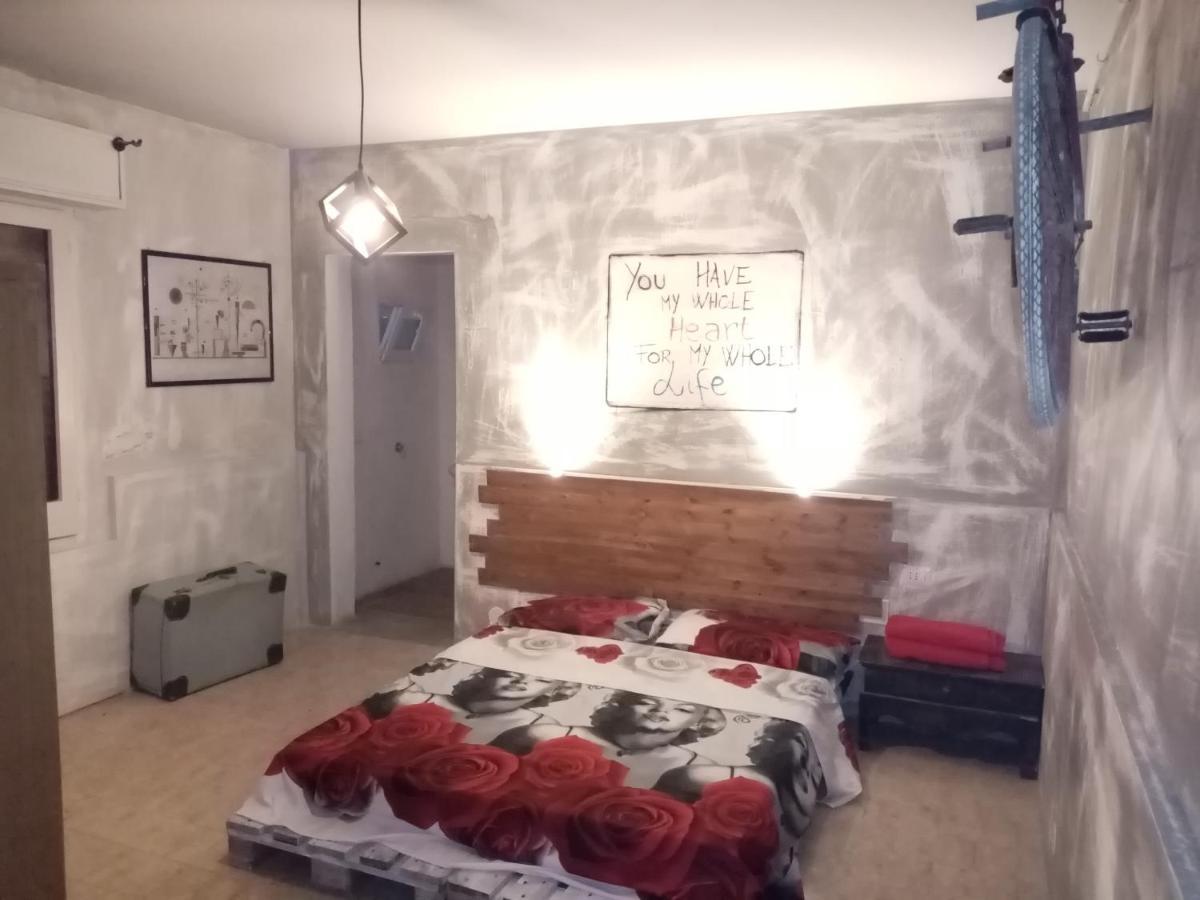 Guest House Parabita Ngoại thất bức ảnh